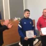 На сесії: Вручили нагороди (посмертно) та за поранення, грошові сертифікати Чемпіону Кубка та його тренеру, передали подяку освітянці та допомогу  ЗСУ. ВІДЕО