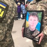 У Коростишівській громаді попрощалися з Героєм Романом КОЛЕСНИКОВИМ