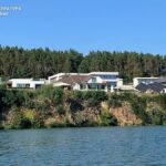 Власниці будинку на провулку Річковому в Житомирі повідомлено про підозру у невиконанні рішення суду щодо його винесення за межі прибережної смуги